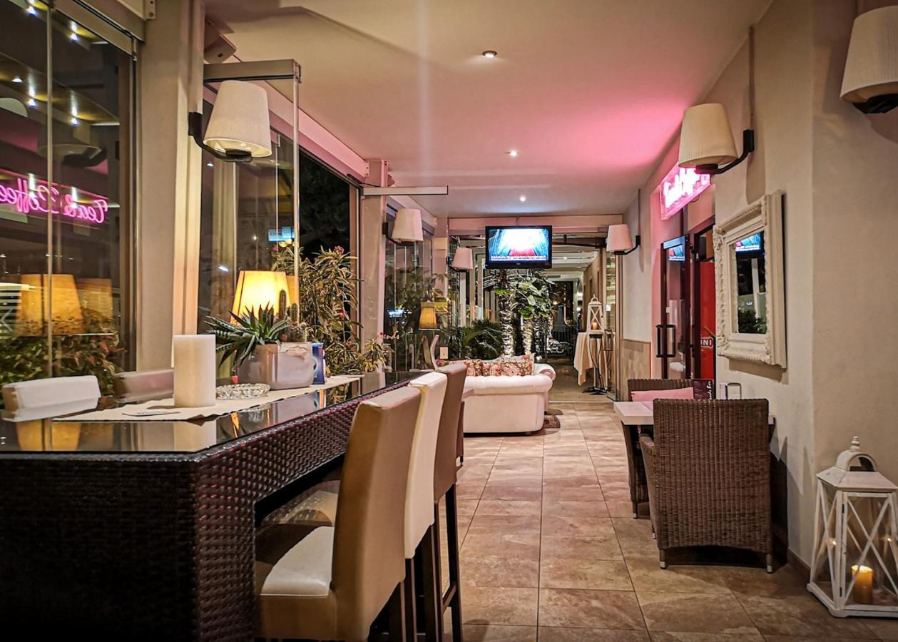 Hotel D'Annunzio Lido di Jesolo Bagian luar foto