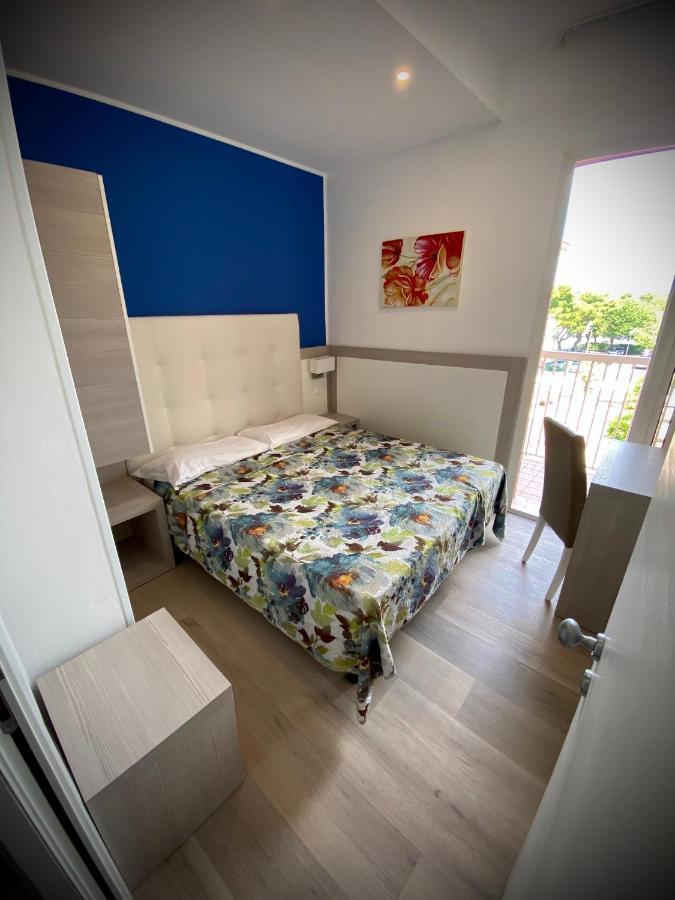 Hotel D'Annunzio Lido di Jesolo Bagian luar foto